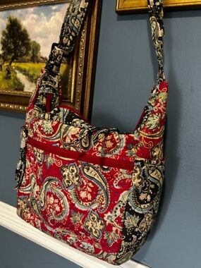 Lily Waters Quilted Paisley Crossbody Bag Red Blue Adjustable Strap Cottagecore